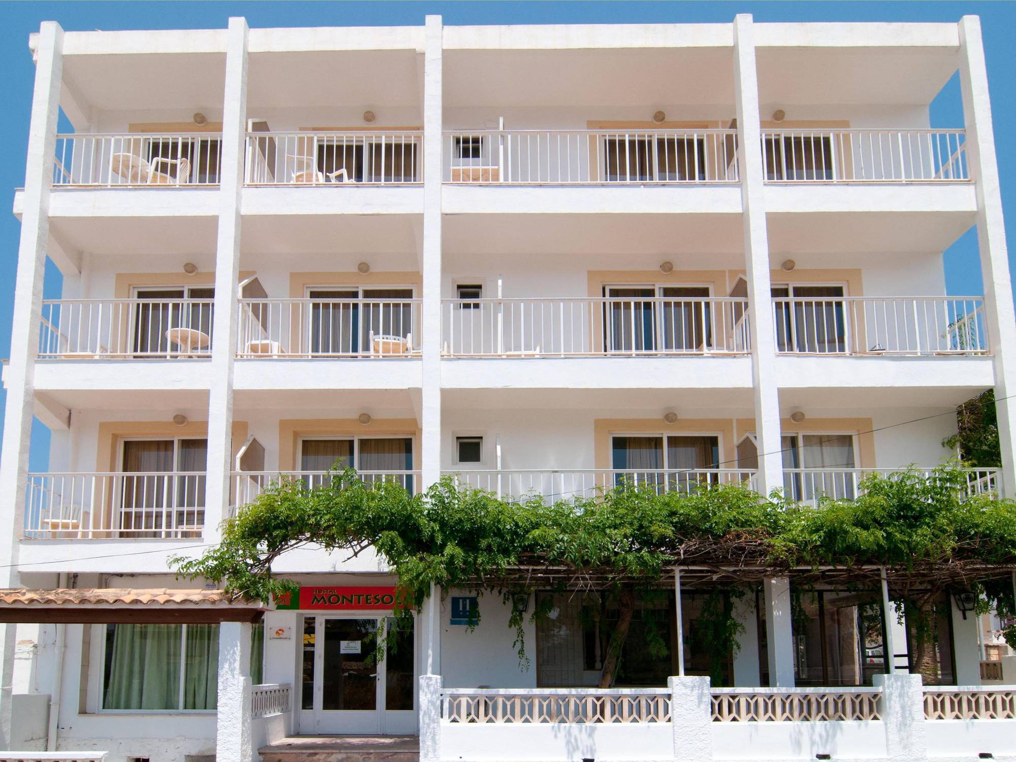 Montesol Guest house 2*